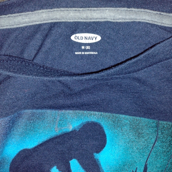 Old Navy size M 8 long-sleeved shirt for boys. USED ​​IN GOOD CONDITION - Picture 2 of 5